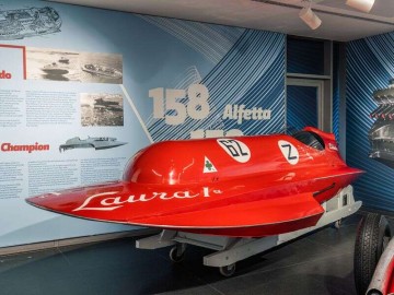 Alfa Romeo &ndash; &bdquo;konie morskie&rdquo;